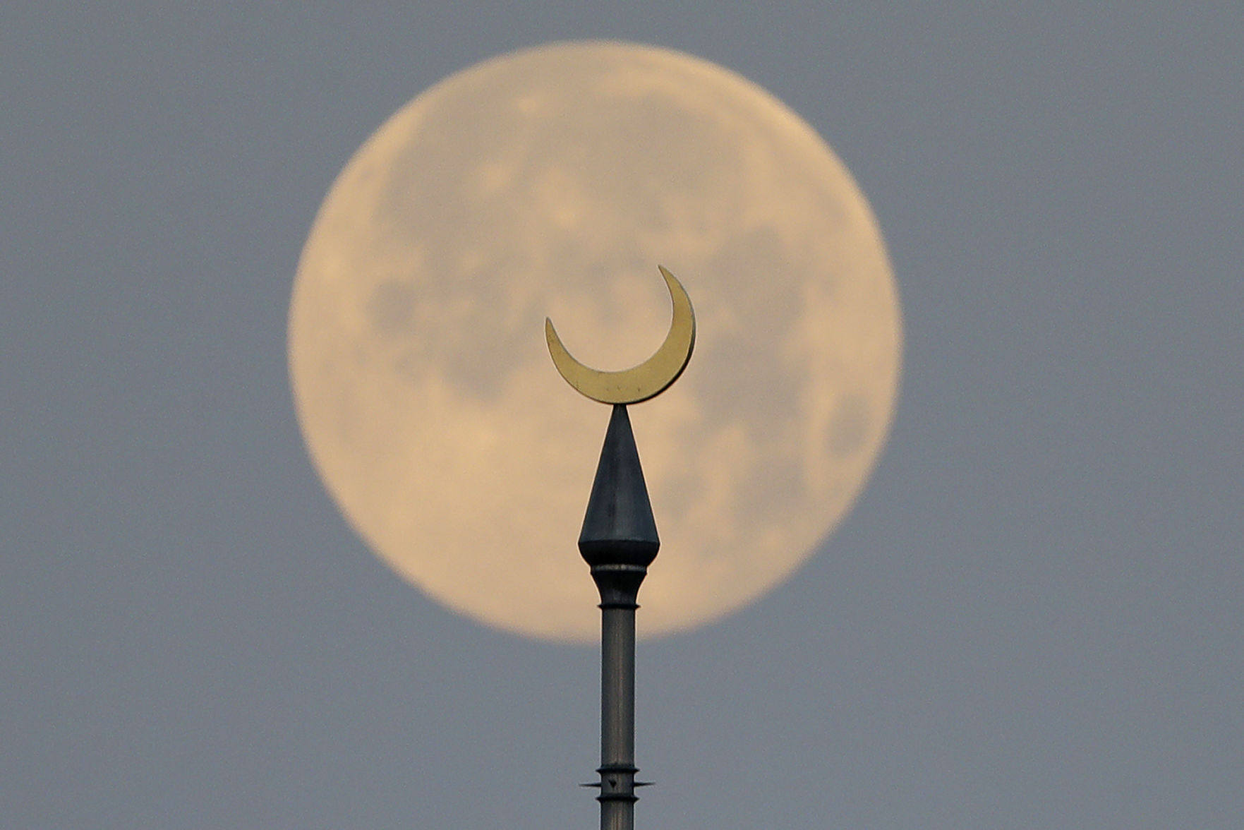 APTOPIX Full Pink Supermoon